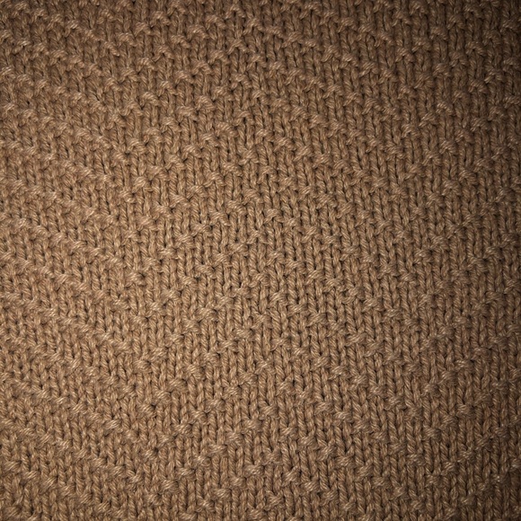 Old Navy Sweater - Picture 4 of 9